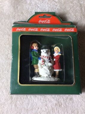 Coca Cola figurine